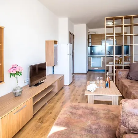 за гости * ラヴダ